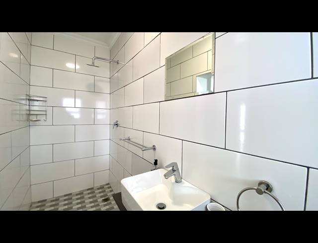 4 BEDROOM HOUSE FOR SALE IN DWARSKERSBOS
